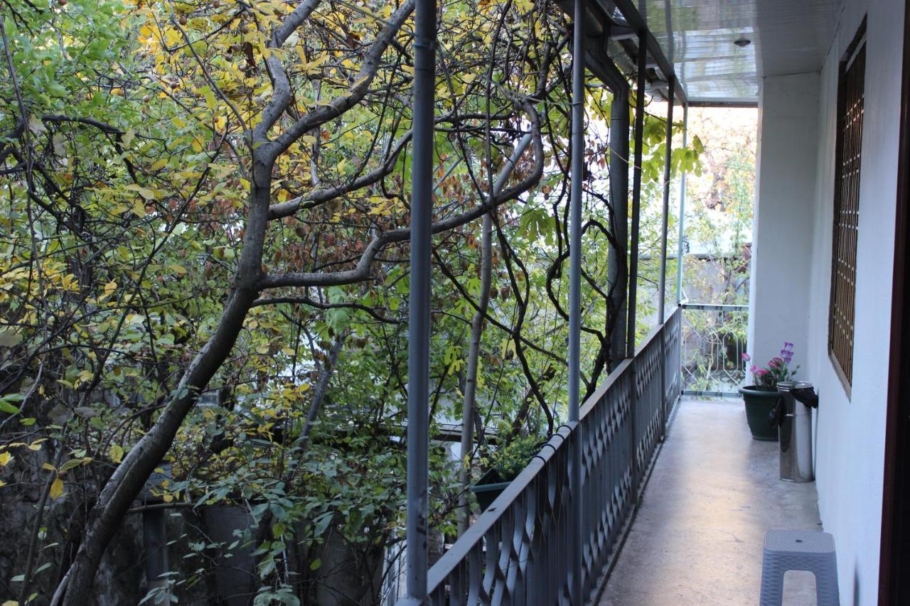 Old District Guest House Tbilisi Exterior foto